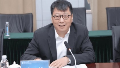 章雄任上海市政府办公厅主任