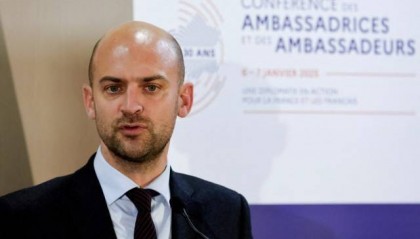 外媒：法国外长称欧盟或将迅速解除对叙利亚的部分制裁，但未透露具体时间