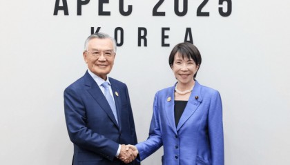 中国驻日使馆交涉，这回火气非常大！高市早苗摊上大事，邻国的反制正在路上