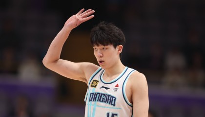 体育画报NBA模拟选秀:杨瀚森第33顺位被黄蜂选中