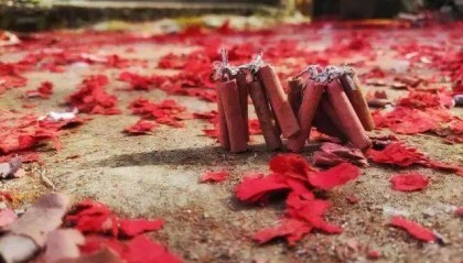 郑州一男子放炮仗致一路边摊贩“突发性耳聋”，被判赔1.6万余元