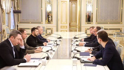 提出在乌部署外军，仍然希望加入北约，泽连斯基称“正寻找结束战争的外交方案”