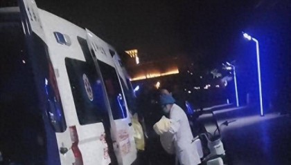 山西晋中一高校有女生校内产子，救护车到场后送医？当地回应