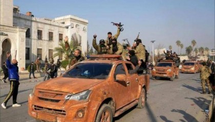 阿萨德政府垮台，叙利亚反对派用汉语向中国表态