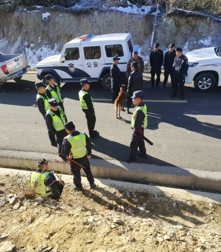 8岁女童在高山走失三天，云南腾冲多方力量正全力搜寻