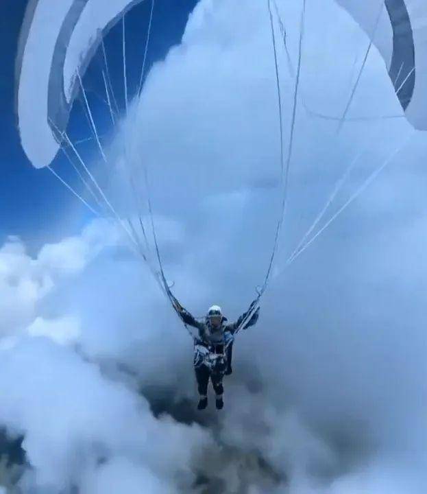 被“吸”上8000多米高空后，男子奇迹生还！相关部门已介入调查