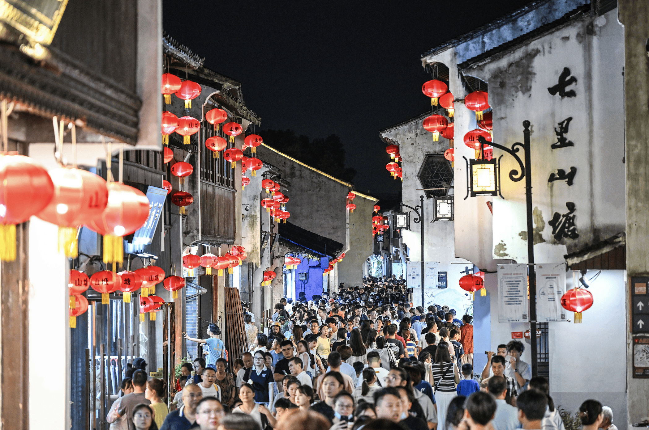 优化提升服务供给，商务部9月将出台扩大服务消费若干政策措施