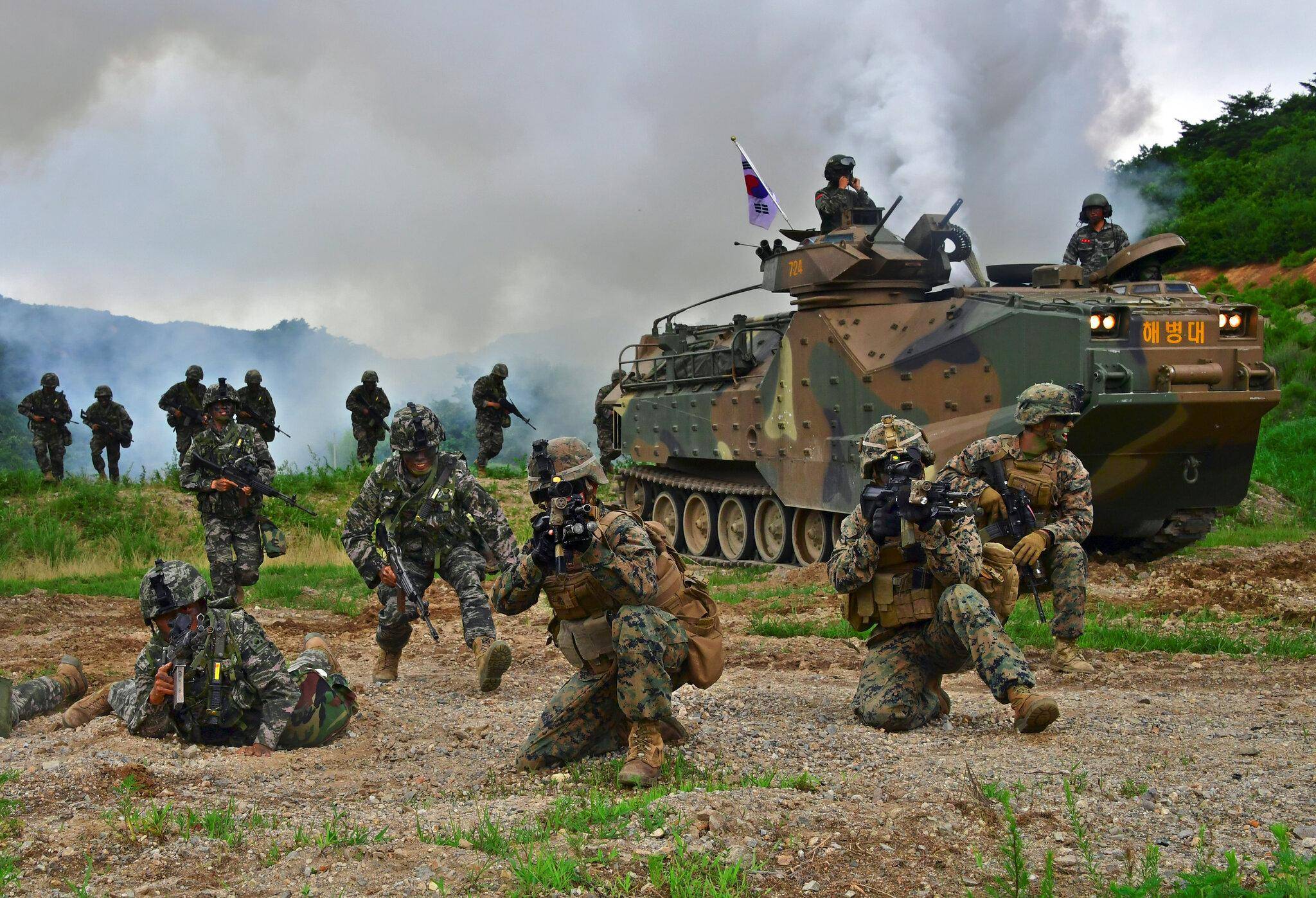 韩国兵棋推演,武力介入台海冲突,美媒:朝鲜大军将趁机南下总攻
