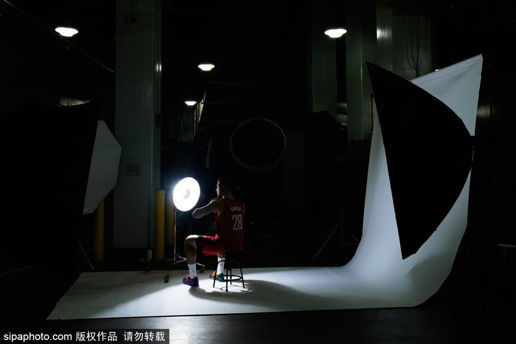 猛龙主场迎战火箭，三连败阴霾下的翻身战